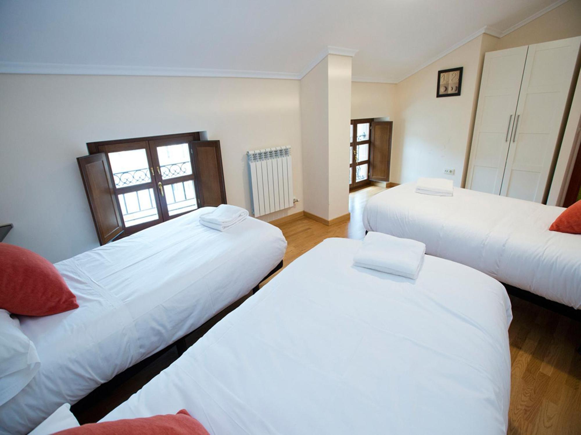 Apartamentos Senorio De Haro 3000 المظهر الخارجي الصورة